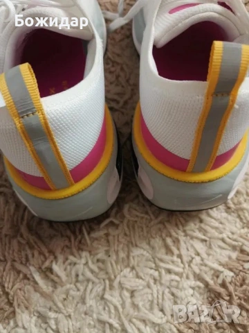 Маратонки Nike Invincible Run 3 - номер 40, снимка 6 - Маратонки - 55085256
