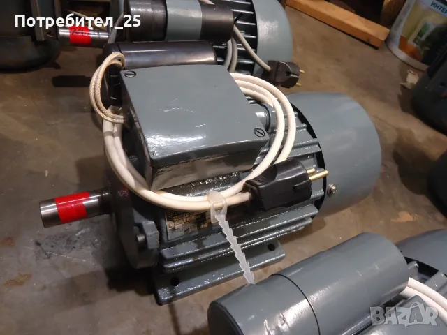 Монофазни ел.мотори 1,1 KW - 2900 об/мин., снимка 2 - Електродвигатели - 52965979