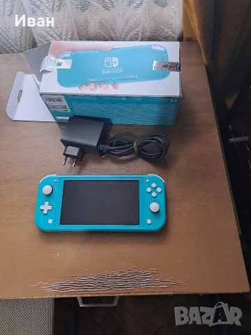 Nintendo Switch lite + 128 gb карта памет