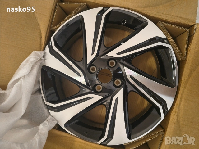 Джанти 17ки за Тойота Айго Х, снимка 3 - Гуми и джанти - 54186315