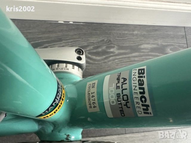 Велосипед Bianchi Via delle BATTAGLIE – Оригинален, Хибрид, Shimano Sora, снимка 4 - Велосипеди - 54380311