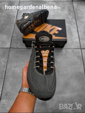 Маратонки Nike Air Max 95 – Икона с бронзов блясък! 👟🖤🥇, снимка 2 - Маратонки - 54317135