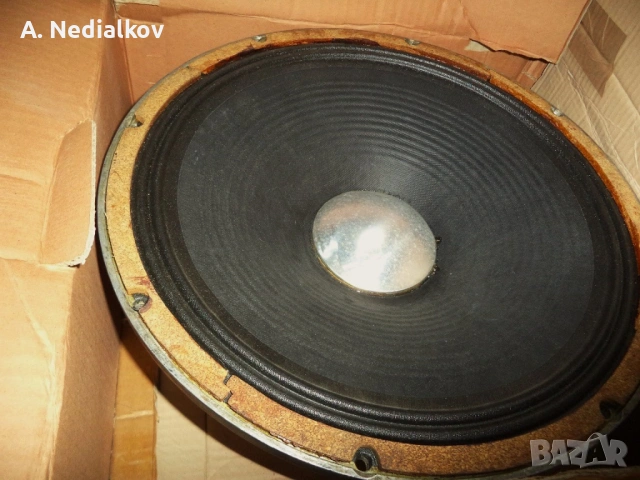 JBL E-130/8ohm, снимка 2 - Китари - 54696137