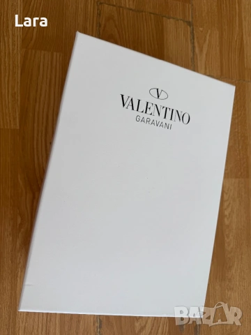 Оригинални Valentino дамски обувки , снимка 8 - Чанти - 54700944