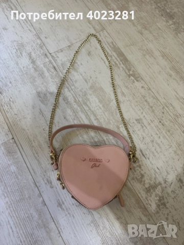 детска чанта Guess girl