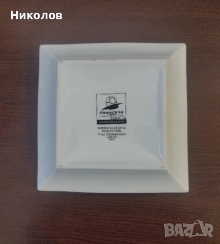 Продавам голям порцеланов пепелник-Hollywood,World Cup 98,Jack Daniel's, снимка 5 - Антикварни и старинни предмети - 54734720