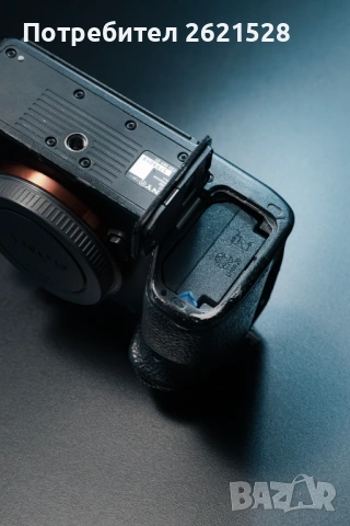 Фотоапарат Sony A7 III - като нов, снимка 4 - Фотоапарати - 54517216