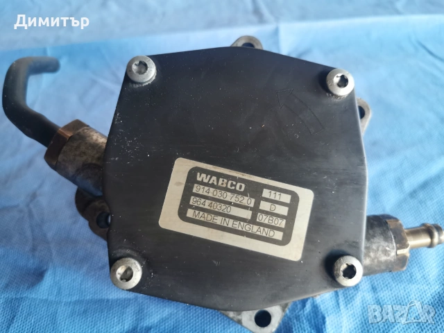 Вакуум помпа Wabco с номер 914 030 752 0. Каптива, Антара