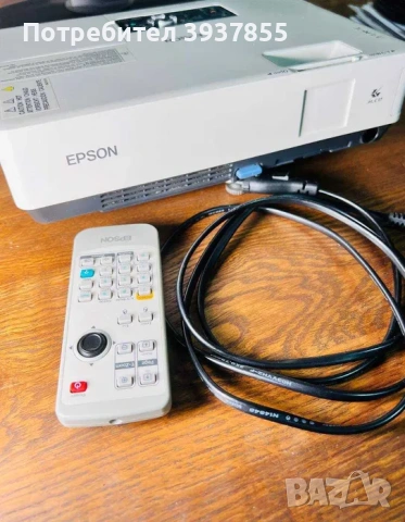 Проектор Epson Europe Projectors / EMP-1707, снимка 8 - Плейъри, домашно кино, прожектори - 54870590