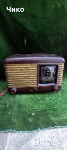 Старо бакелитово лампово радио"Пионер", снимка 2 - Антикварни и старинни предмети - 54118275