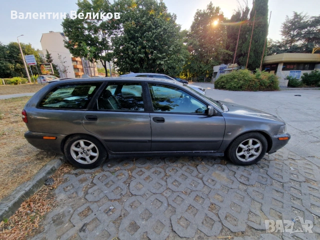 Volvo V40 1.9 D, снимка 7 - Автомобили и джипове - 54551433