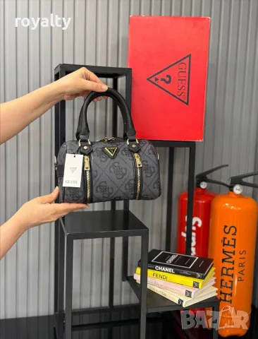 Guess Нова Дамска Чанта Гес Различни Цветове , снимка 2 - Чанти - 55339657