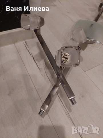 Спот за таван , снимка 2 - Лампи за таван - 54017625