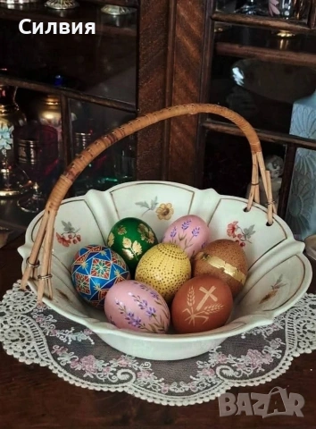 Порцеланова кошница с дръжка от плетено дърво , снимка 3 - Декорация за дома - 54444014