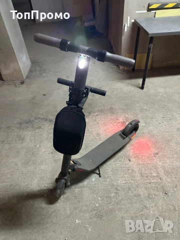 Тротинетка Segway Ninebot ES2, снимка 4 - Скейтборд, ховърборд, уейвборд - 54979603