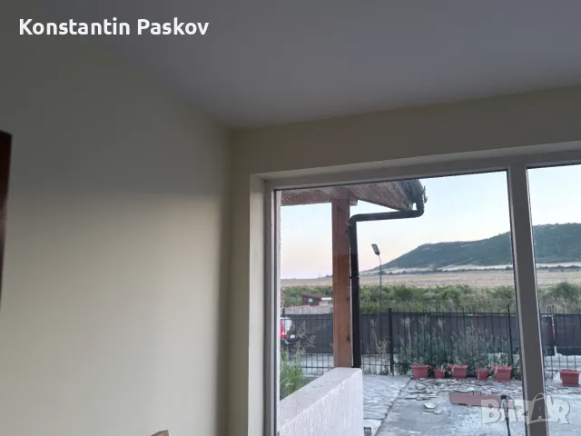 Къща с голям двор, веранда и прекрасна гледка в Каблешково, снимка 9 - Къщи - 55646987
