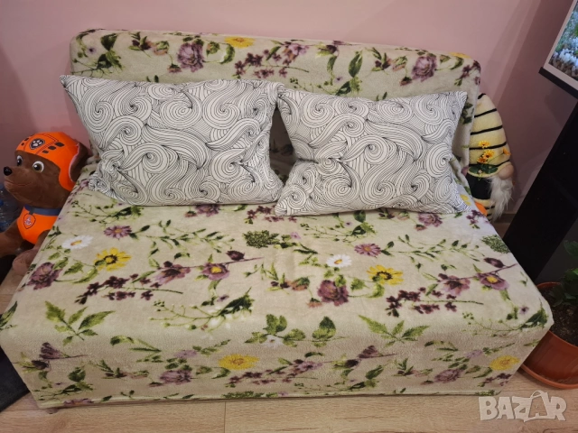 Разтегателно канапе Мауи 70 евро, снимка 3 - Дивани и мека мебел - 54362714