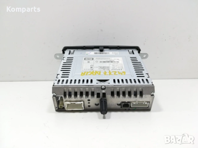 Оригинална медийна система за Renault 3233-00003 cover top