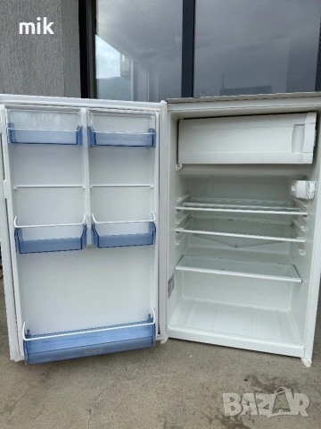 Малък хладилник с камера Gorenje , снимка 2 - Хладилници - 54507923