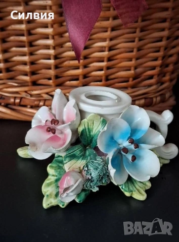 Красив свещник 3D цветя Capodimonte 