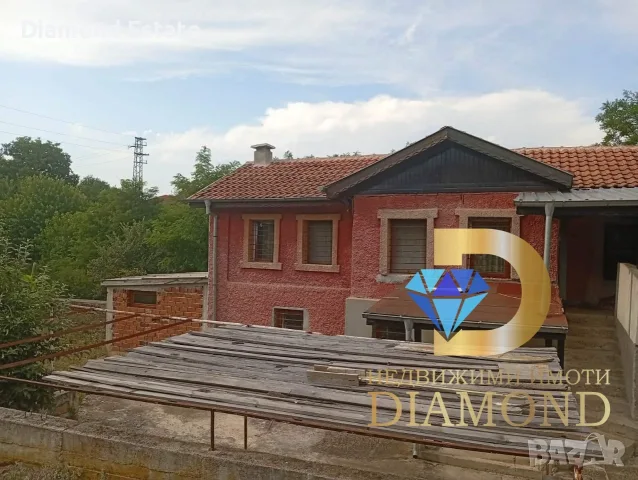 Двуетажна къща в село Динево, обл. Хасково, снимка 5 - Къщи - 55361664