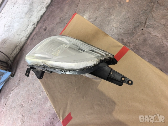 десен фар suzuki Swift 2011-2014г, снимка 3 - Части - 54202173