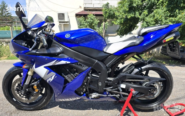 Yamaha YZF-R1 1000 AKRAPOVIC, снимка 2 - Мотоциклети и мототехника - 55060840