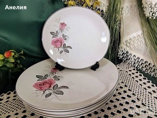 Цвят екрю и рози Johnson Brothers , снимка 3 - Чинии - 54200263