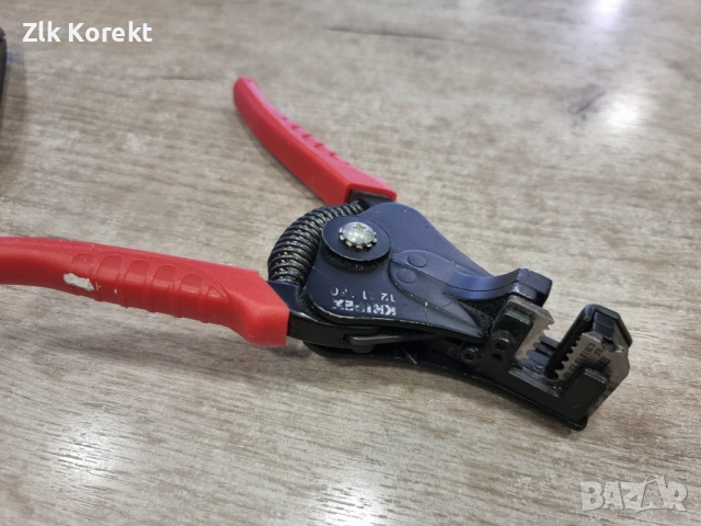 Клещи KNIPEX за сваляне на изолация