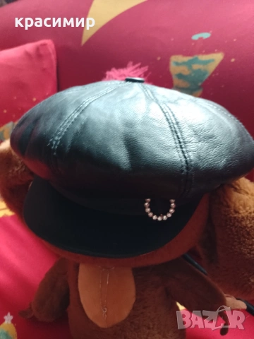 Кожена дамска шапка, снимка 3 - Шапки - 54364628