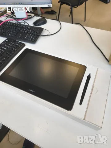Wacom cintiq pro 13, снимка 2 - Таблети - 55673958