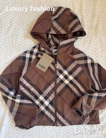 Дамско яке Burberry 