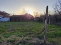 Две къщи с голям двор 1.5 дка – село Горан, само 6 км от Ловеч, снимка 8