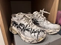 Оригинални Balenciaga-Ръчно рисуван модел, Чисто нови, неносени, снимка 1