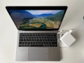 MacBook Pro "Core i5" 2.3 13-Inch A1708,(Mid-2017 Retina Display, 256GB SSD,8GB RAM Two Thunderbolt , снимка 2