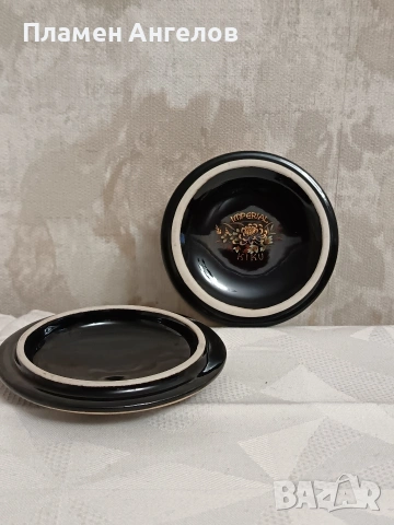 Винтидж японска порцеланова кутия за бижута"Imperial Kiku" Хризантеми и злато. , снимка 6 - Антикварни и старинни предмети - 54103247