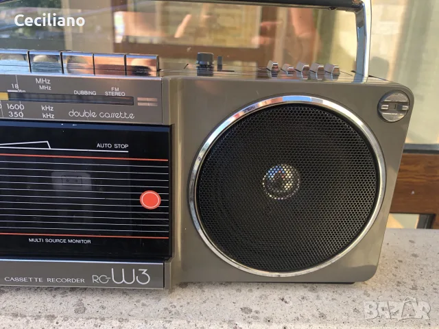 Радиокасетофон JVC RC-W3LE – истински Японец !, снимка 4 - Радиокасетофони, транзистори - 55686201
