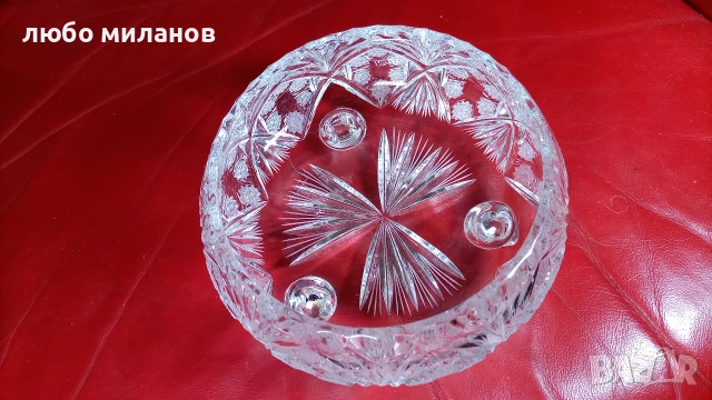 Разкошна кристална бонбониера, сухи мезета, ръчна гравюра, крачета, снимка 4 - Други - 55239384
