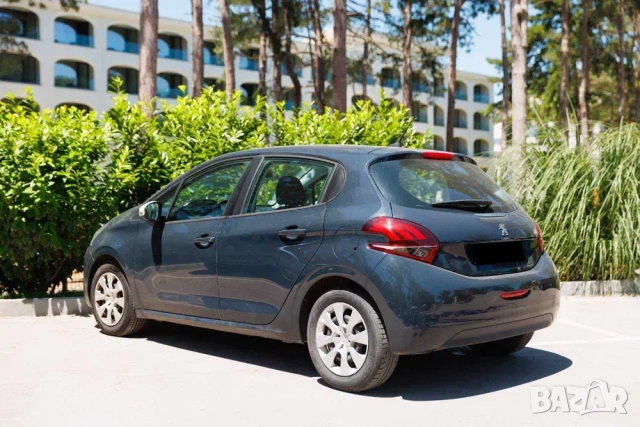 Peugeot 208, снимка 7 - Rent a car - 54834024