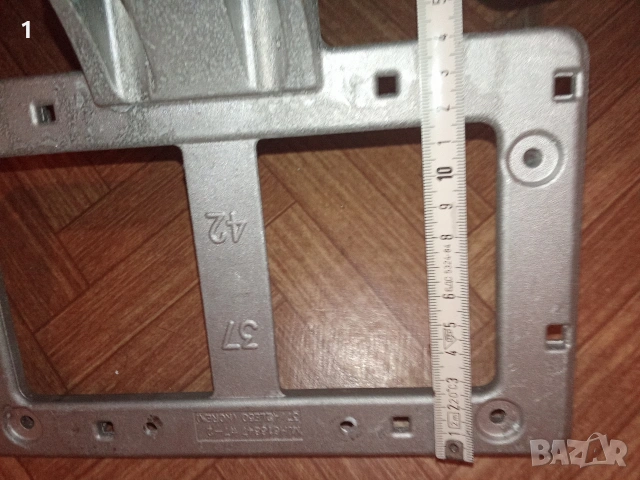 Стойка за голям телевизор , снимка 4 - Стойки, 3D очила, аксесоари - 54917126