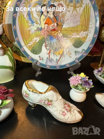 Paragon England  Circa 1981 “Пантофите на Спящата красавица” Код P2089, снимка 10 - Декорация за дома - 54037518