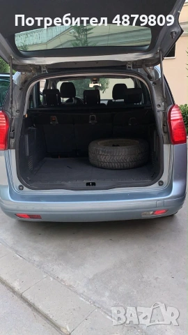 Peugeot 5008 1.6HDI, снимка 4 - Автомобили и джипове - 55211842