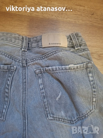 Сиви дънки Stradivarius , снимка 3 - Дънки - 54114968