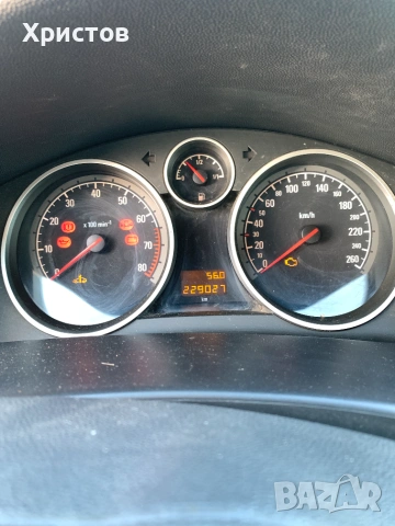 Опел Астра GTC, снимка 8 - Автомобили и джипове - 55047814