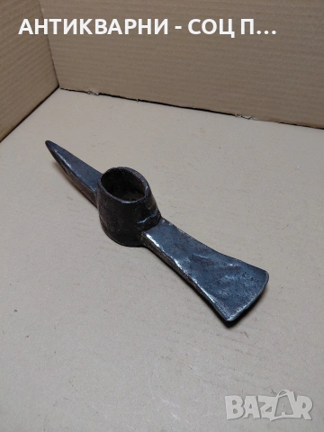 Соц Стара Ръчно Кована Малка Кирка 1.500кг. НОМЕР 1231.