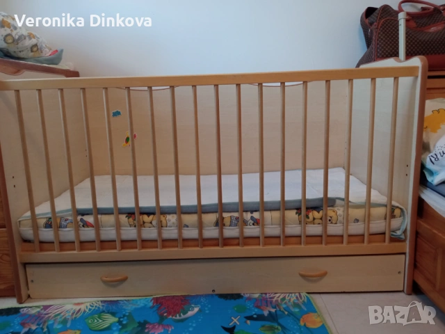 Бебешко креватче с матраче, снимка 2 - Мебели за детската стая - 54711479