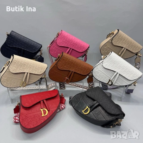 Дамска чанта Dior, снимка 3 - Чанти - 47120858
