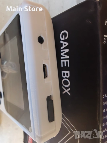 Джобна Конзола с 400 Ретро Игри с вградена батерия Game Box, снимка 10 - Други игри и конзоли - 54322343