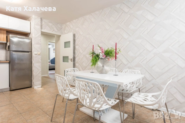 Продавам комфортен тристаен апартамент, разположен в сърцето на град Варна, в близост до LIDL и Окръ, снимка 8 - Апартаменти - 54180724