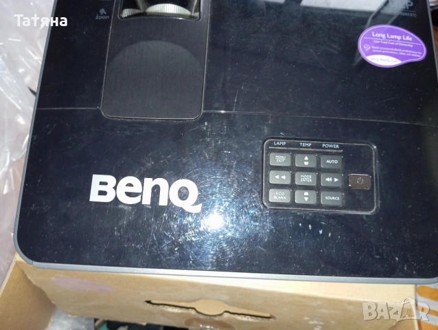 Продавам проектор  BENQ